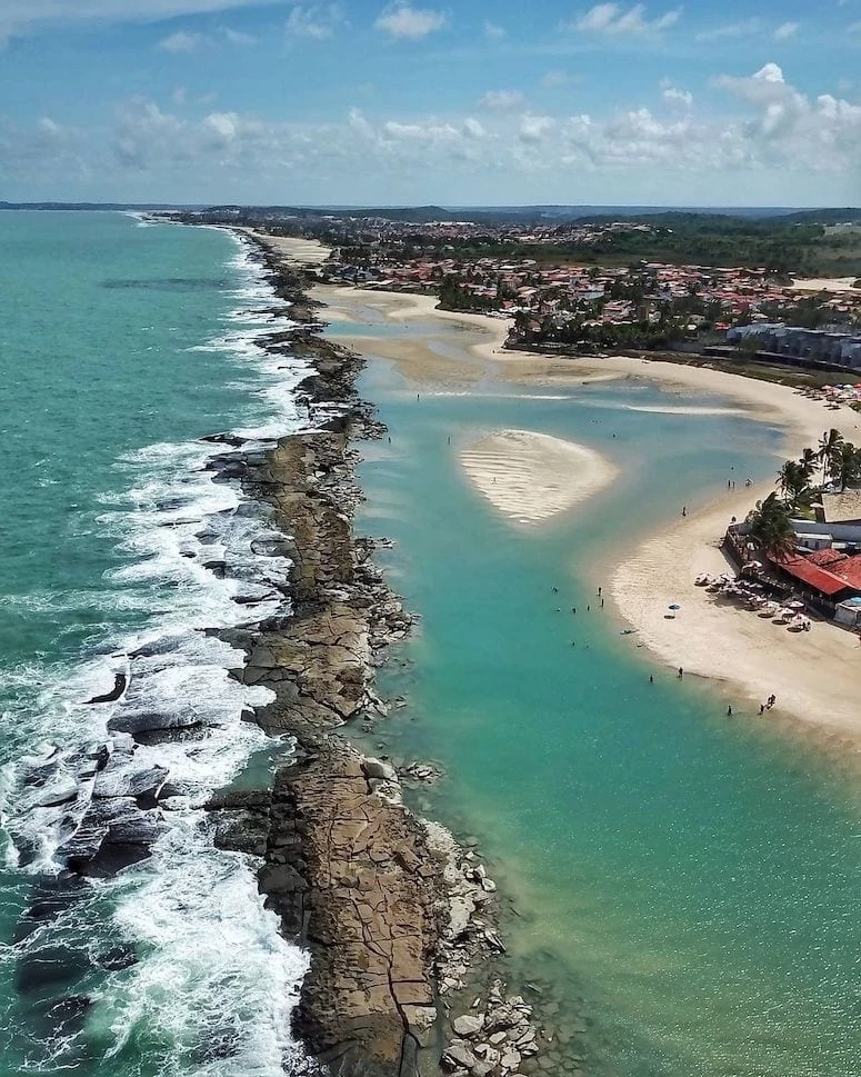 vista de drone praia de camurupim